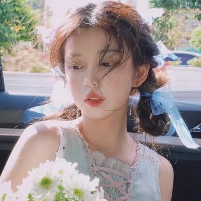 她嫁了个警察